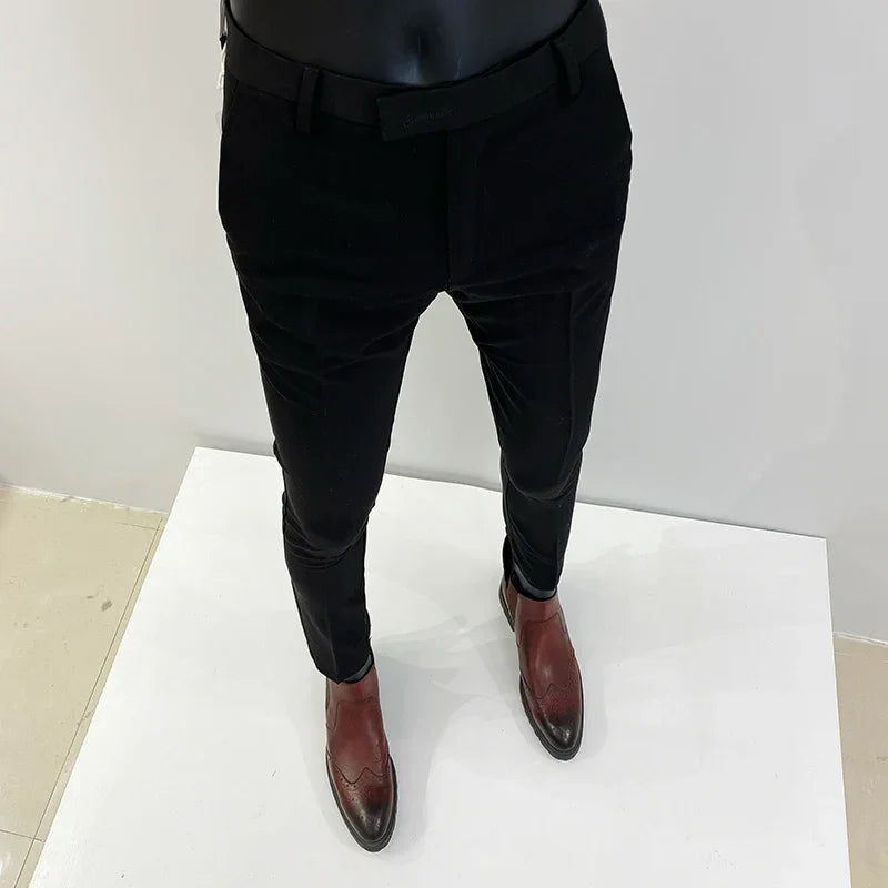 Riviera Pleated Trouser