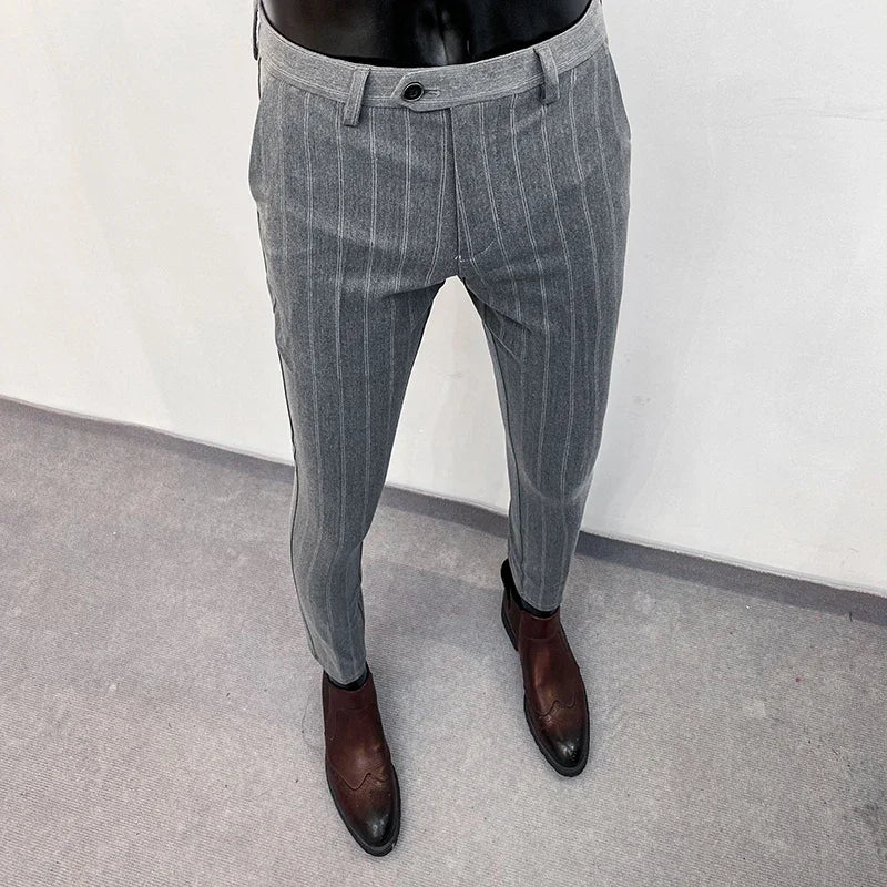 Riviera Pleated Trouser